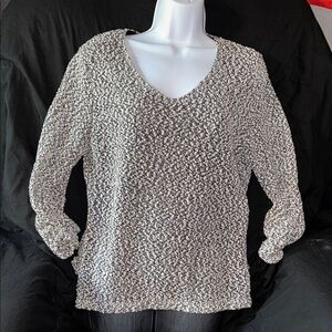 Alfani Textured V-Neck Sweater in Black and White